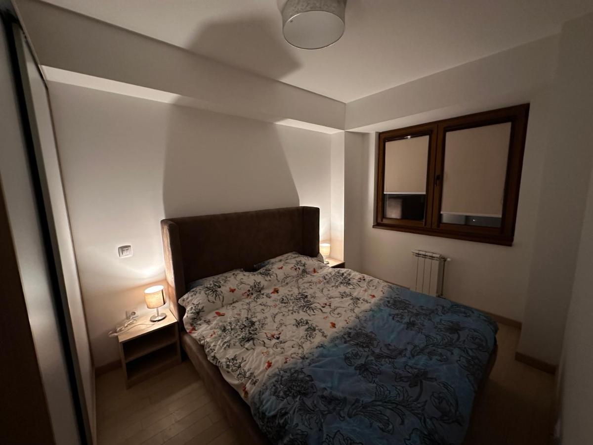 Dow Apartments - Luxury 13Th Floor, Parking Skopje Bagian luar foto